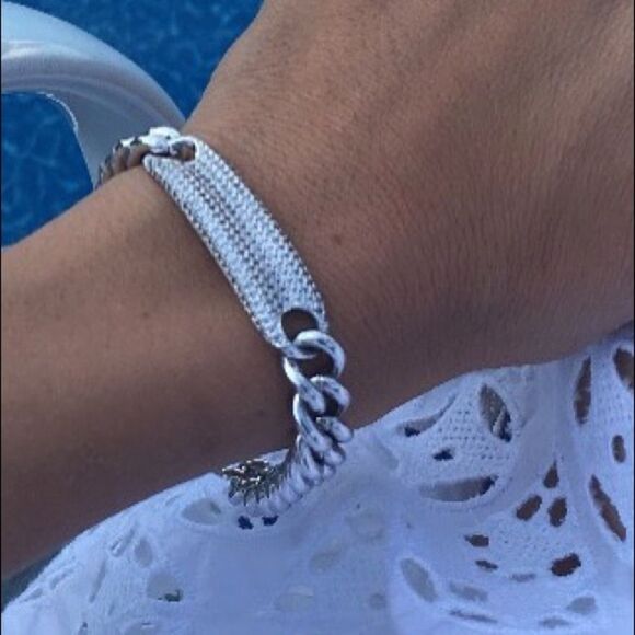 COPY - Char LaLa Designs Chainlink and Pave Bar B… - Picture 4 of 4